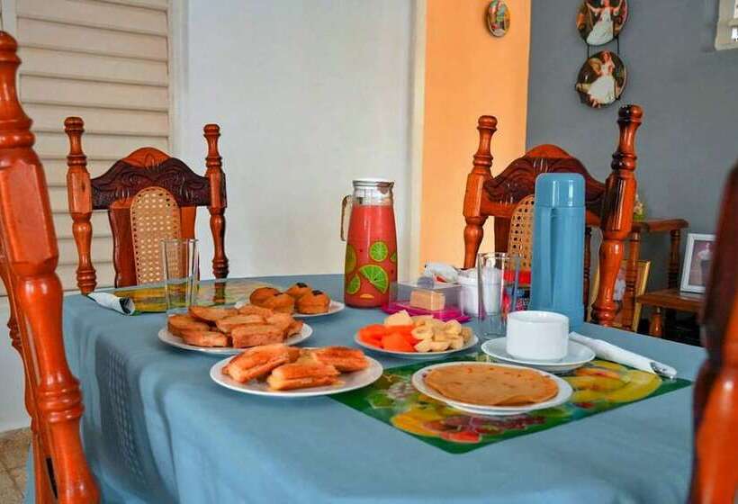 پانسیون Casa Esthercita