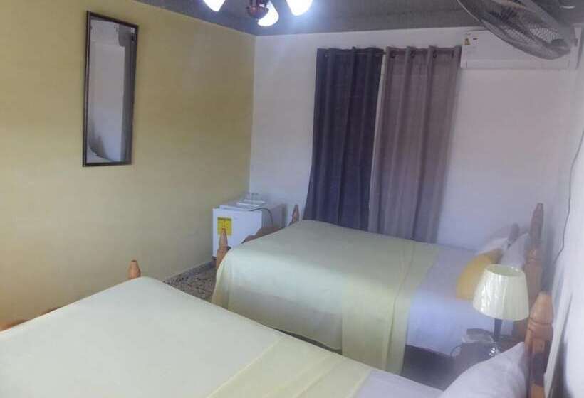 پانسیون Casa La Guzman