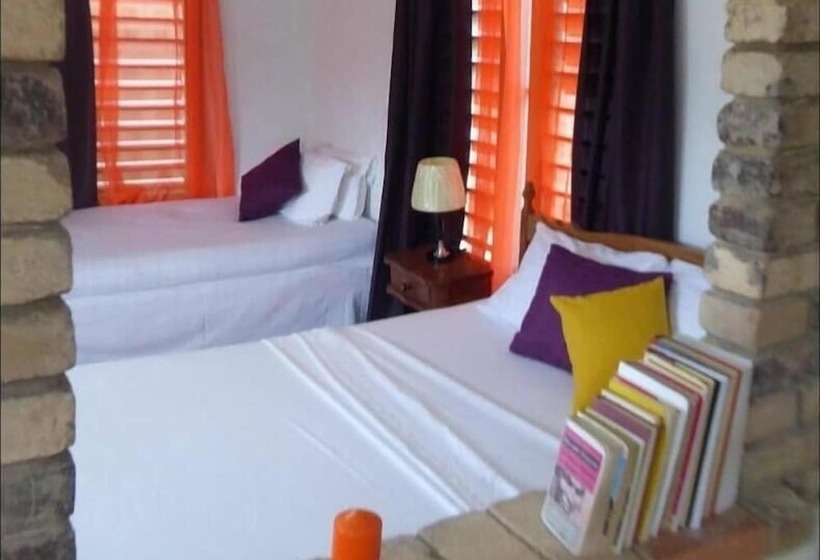 پانسیون Casa La Guzman