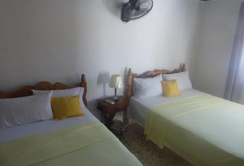 پانسیون Casa La Guzman