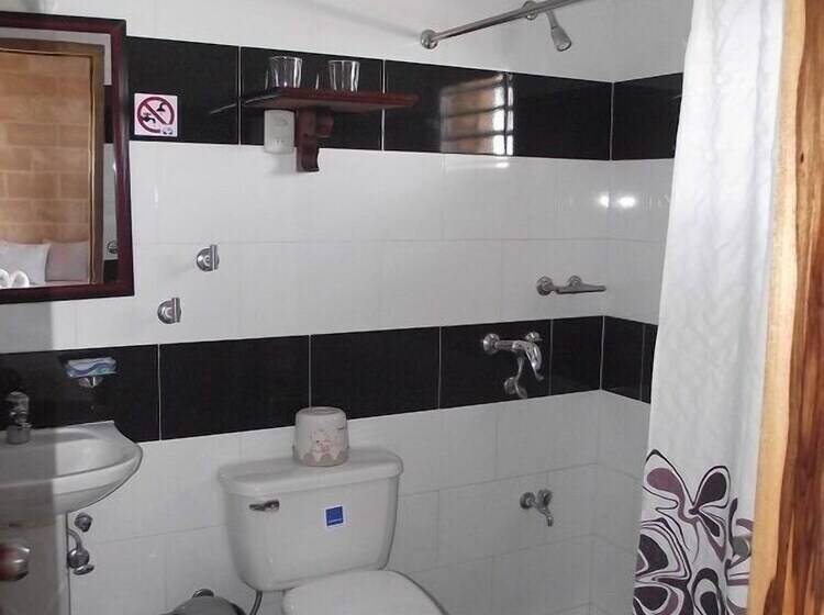 پانسیون Casa Los Delfines