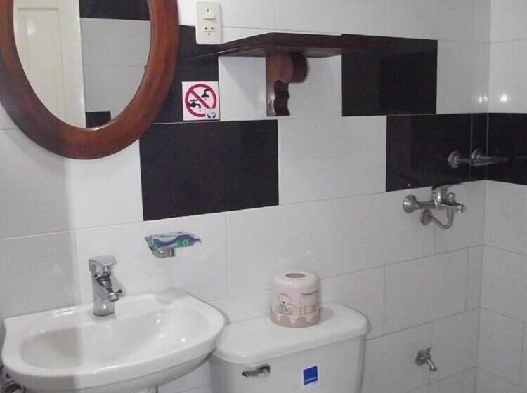 پانسیون Casa Los Delfines