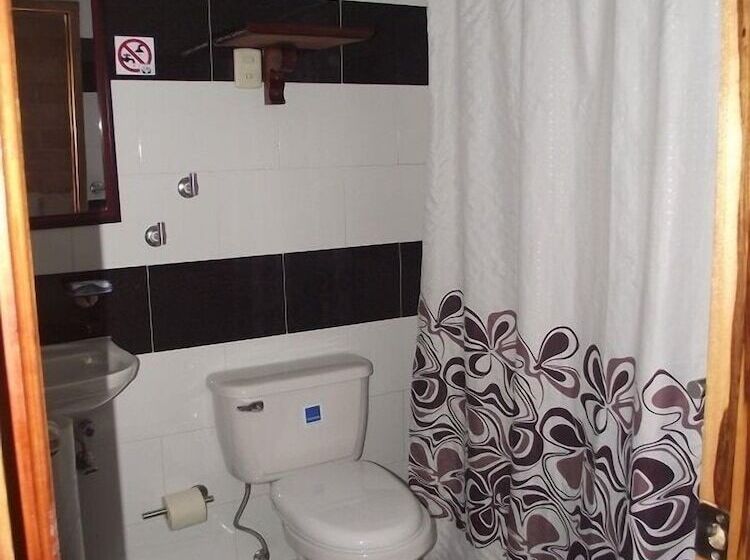 پانسیون Casa Los Delfines