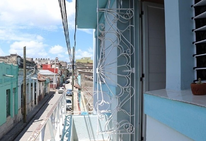 پانسیون Hostal Gaviota Marina