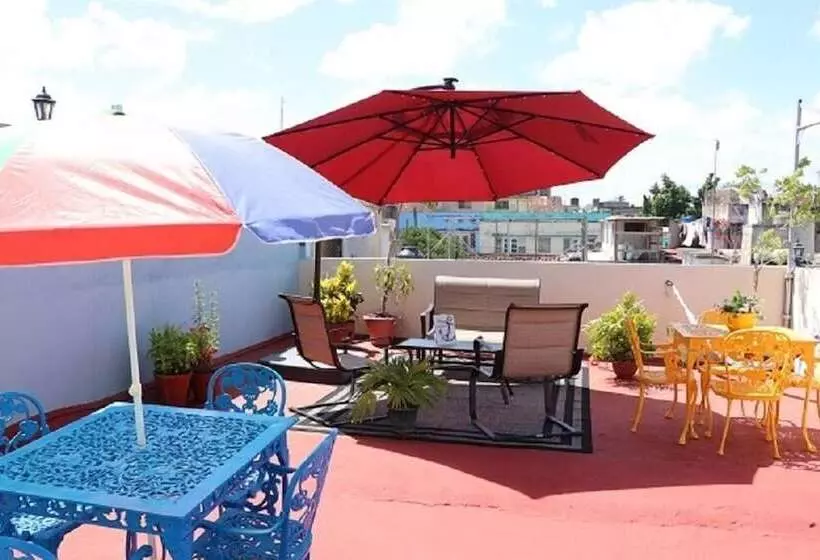 ペンション Hostal Gaviota Marina