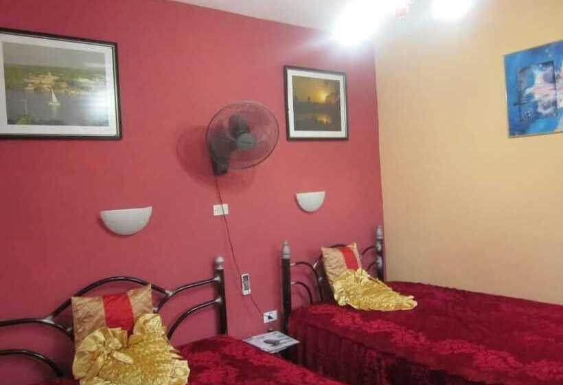 پانسیون Hostal Misleidy