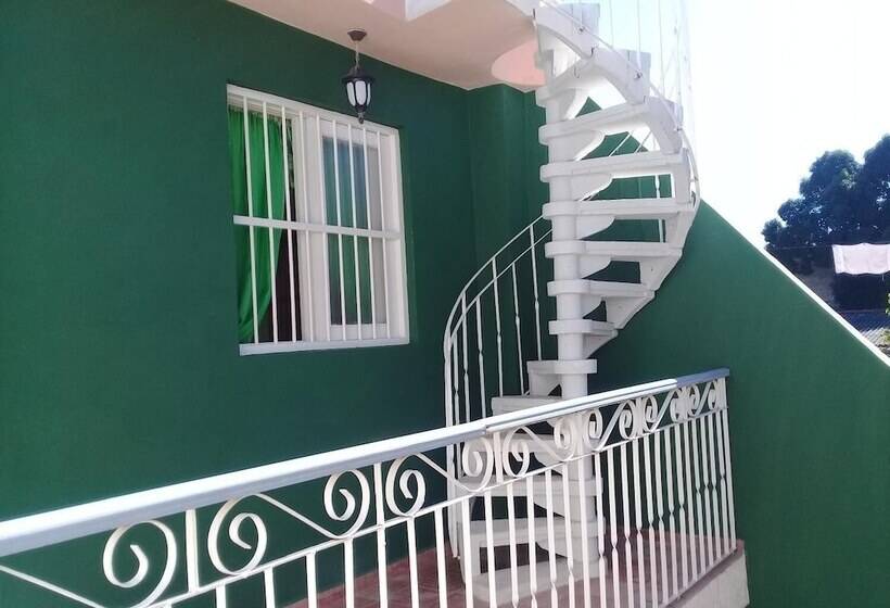 Majatalo Hostal Yamluis