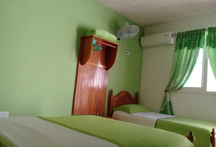 Majatalo Hostal Yamluis