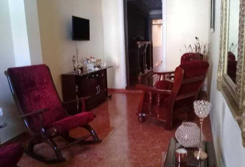 Majatalo Hostal Yamluis