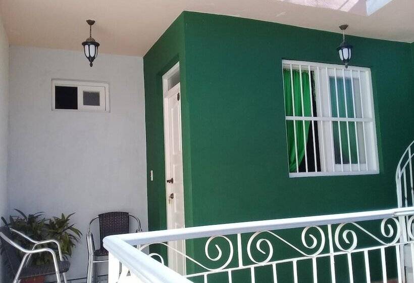 Majatalo Hostal Yamluis