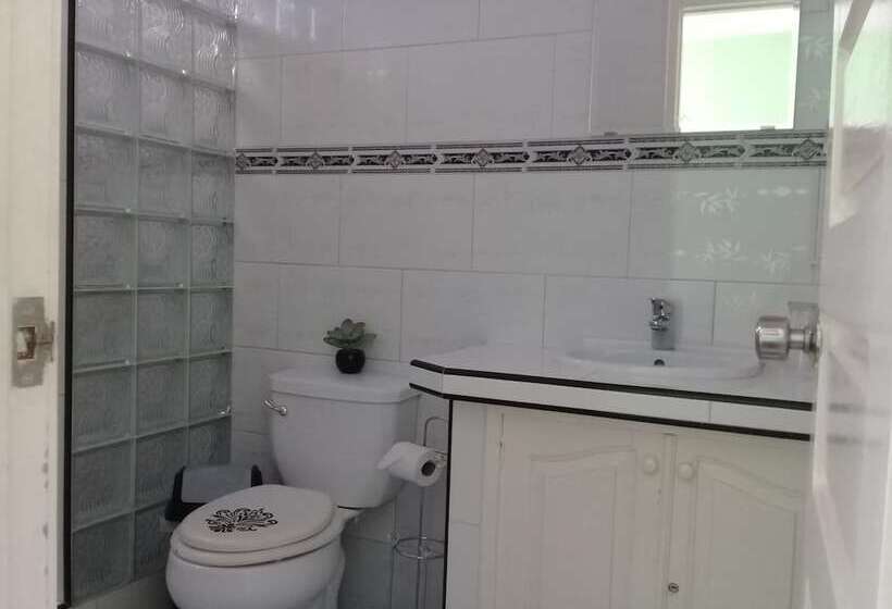 Majatalo Hostal Yamluis