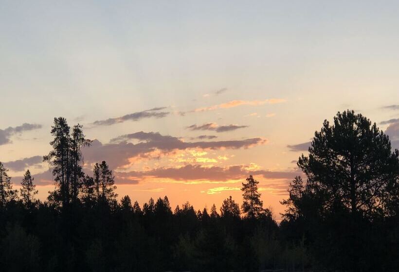 مبيت وإفطار The Hideaway Lodge