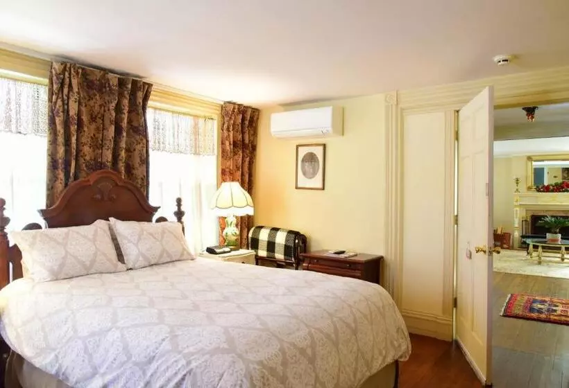 تختخواب و صبحانه Wainwright Inn
