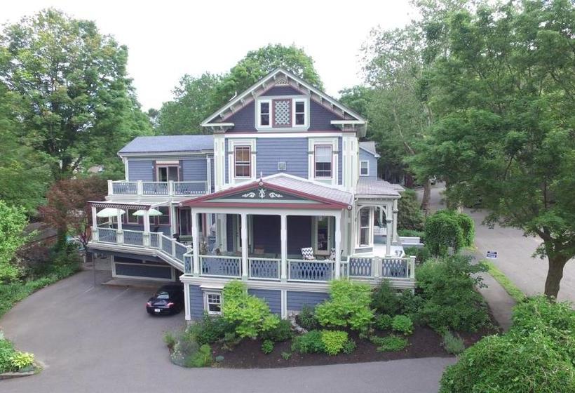 Chesley Road Bed And Breakfast