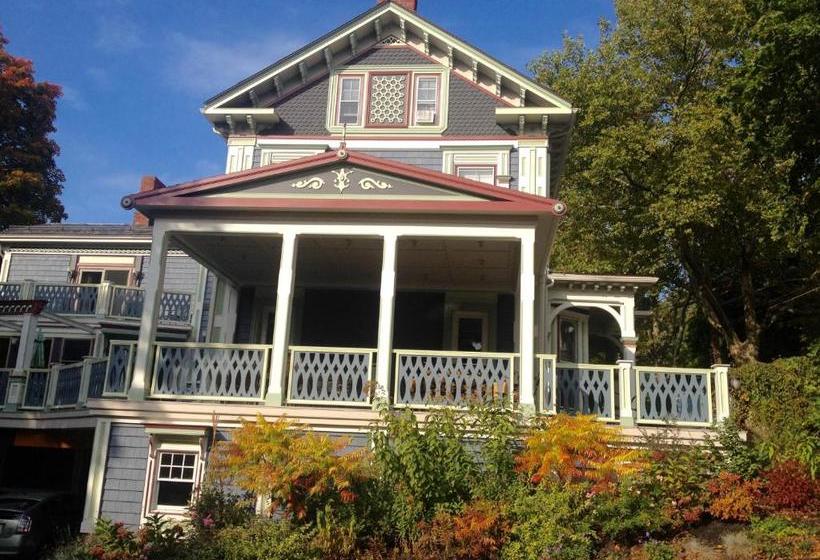 Chesley Road Bed And Breakfast