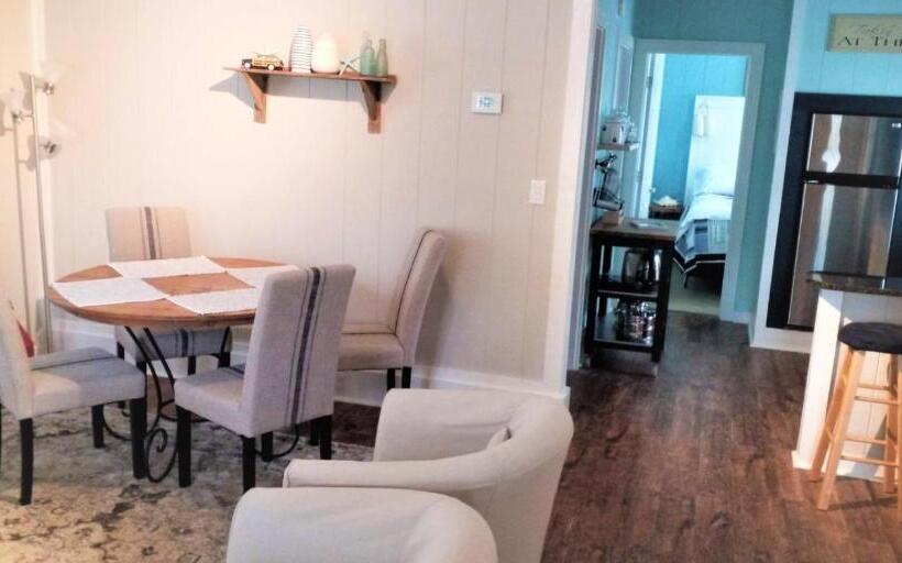 ホテル Anchor Inn Boutique