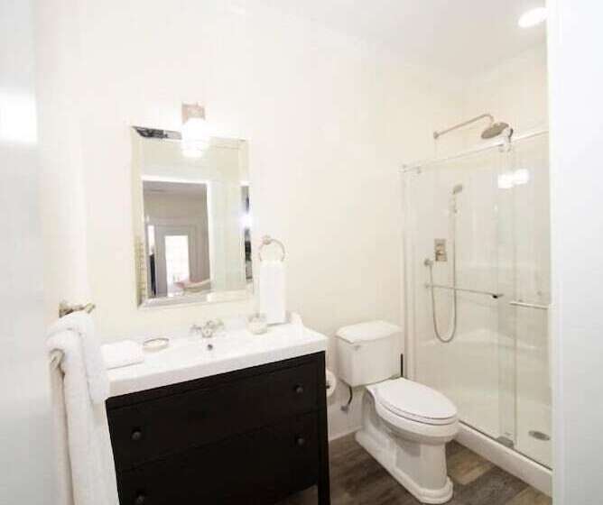 ホテル Anchor Inn Boutique