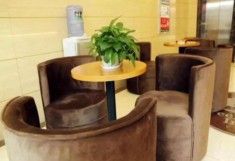 Hotelli Greentree Inn Huaian Gaogou Town Fist St Beike