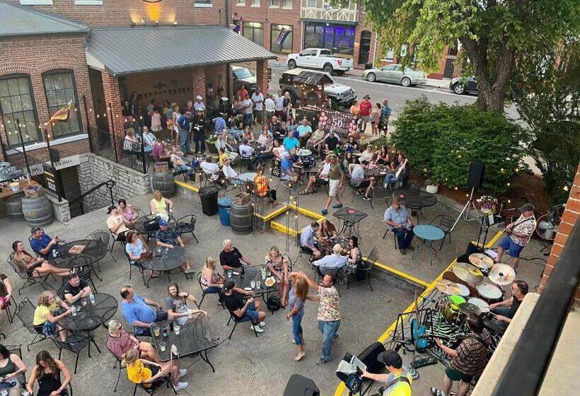 酒店 Hermann Crown Suites