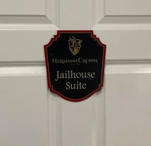 ホテル Hermann Crown Suites