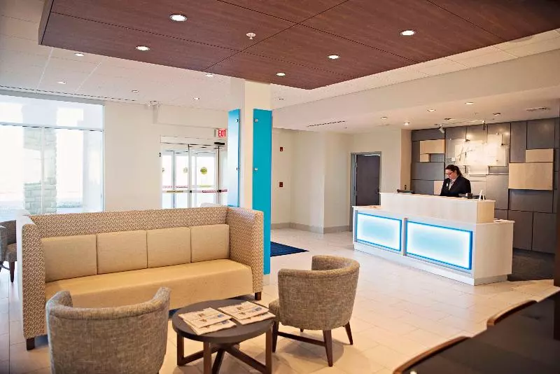 ホテル Holiday Inn Express & Suites   Sterling, An Ihg
