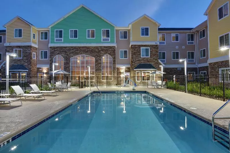 Hotelli Staybridge Suites Lakeland West