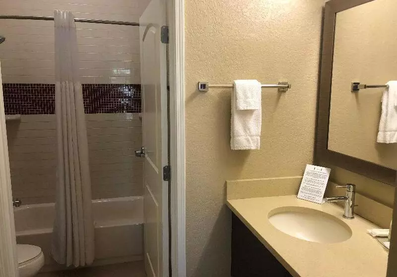 Hotelli Staybridge Suites Lakeland West