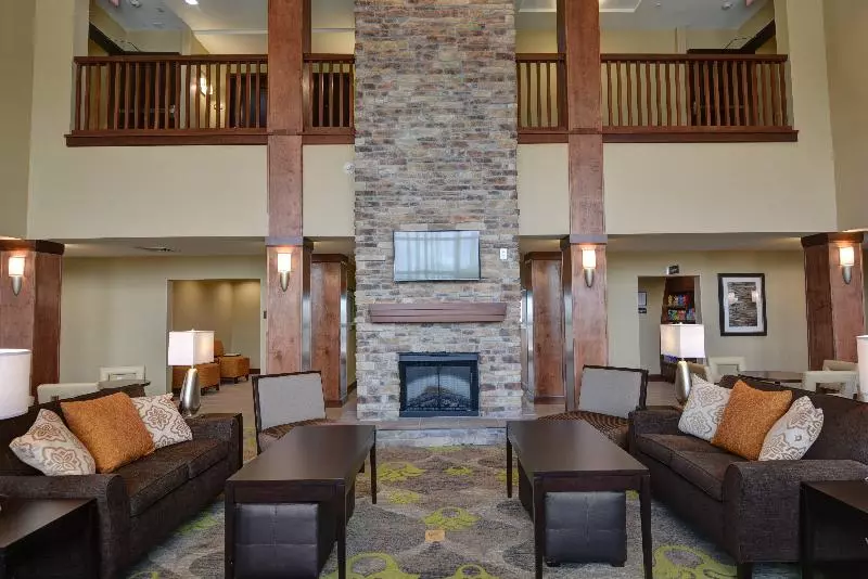 Hotelli Staybridge Suites Lakeland West