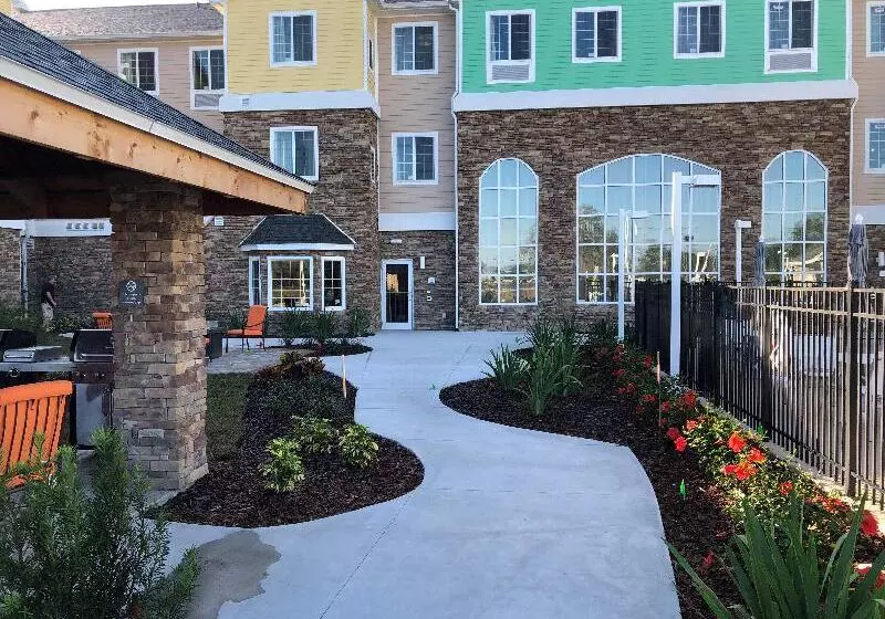 Hotelli Staybridge Suites Lakeland West