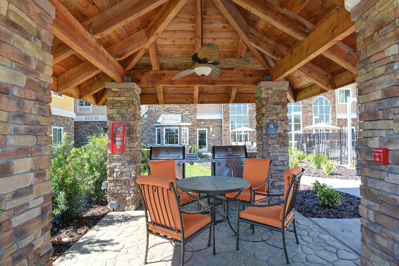 فندق Staybridge Suites Lakeland West