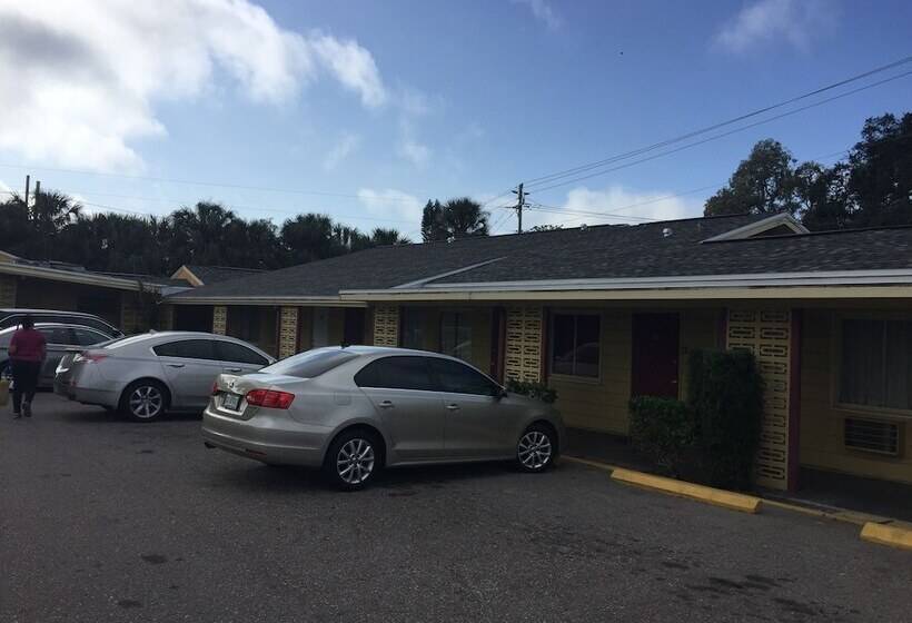 Мотель Flamingo Inn