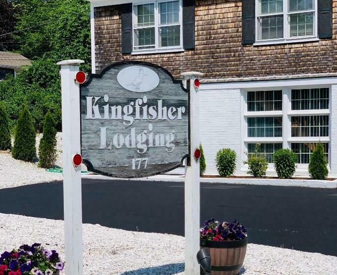 فندق على الطريق Kingfisher Lodging