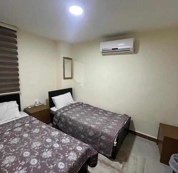 مُتل Orient Gate