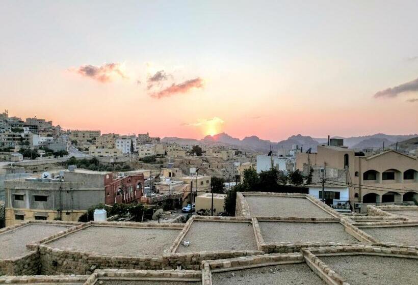 مُتل Orient Gate