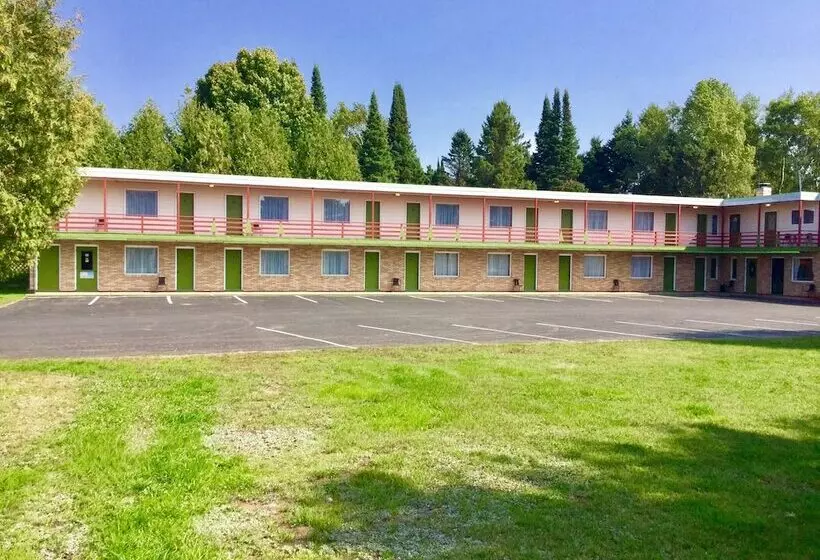 Cedars Motel