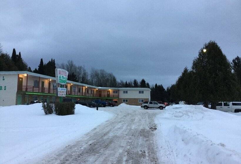 Cedars Motel