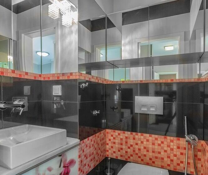 هتل Apartamenty Aparts