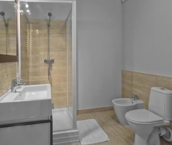 هتل Apartamenty Aparts