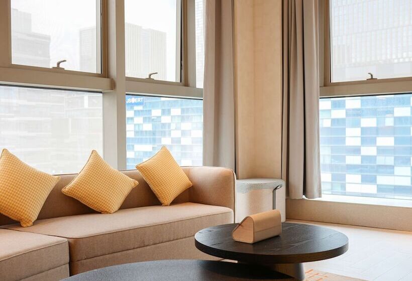 هتل Hilton Garden Inn Nanjing Hexi Olympic Sports Center