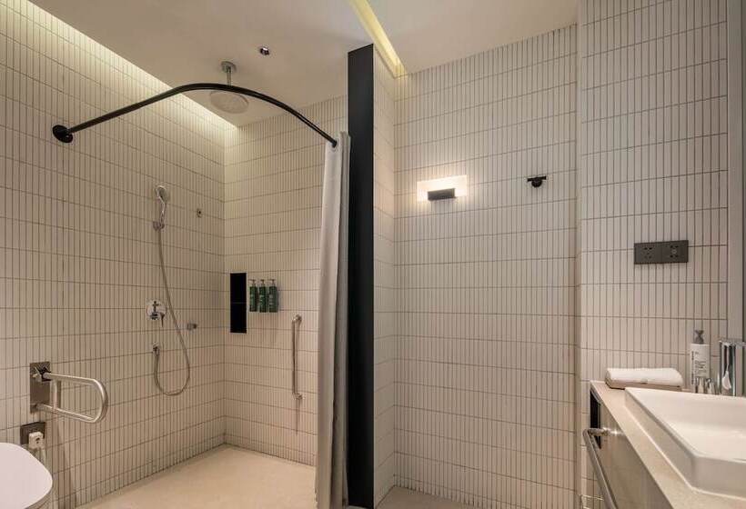 هتل Hilton Garden Inn Nanjing Hexi Olympic Sports Center