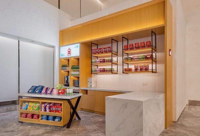 هتل Hilton Garden Inn Nanjing Hexi Olympic Sports Center