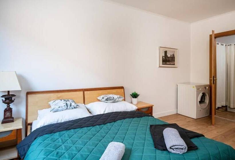 בית מלון כפרי Leoapart