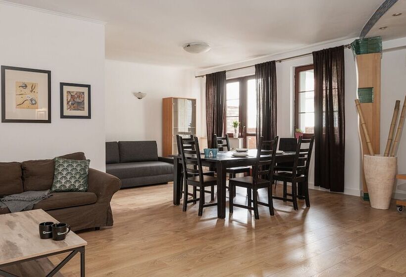 בית מלון כפרי Leoapart