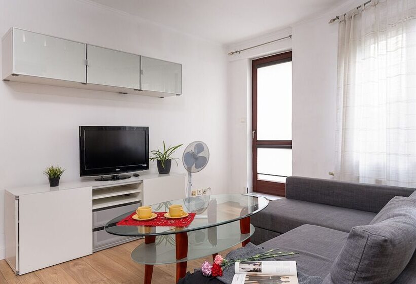 בית מלון כפרי Leoapart