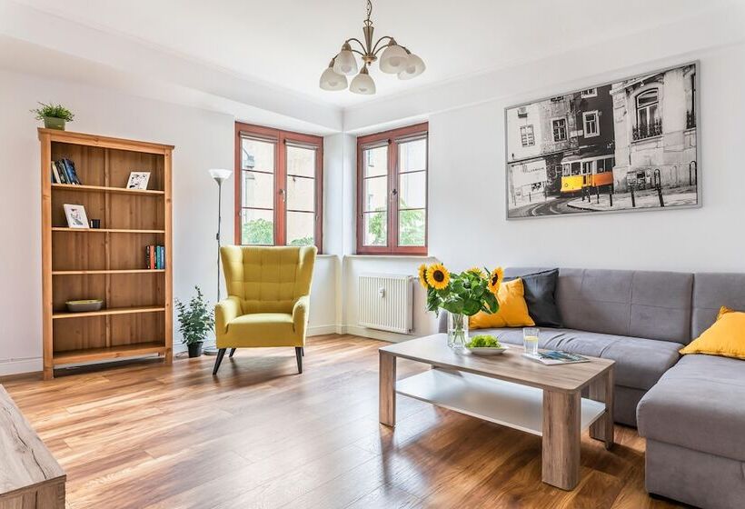 בית מלון כפרי Leoapart