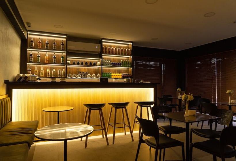 هتل Nuovo Boutique