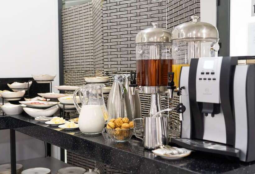 هتل Nuovo Boutique