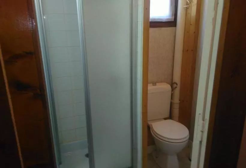 ベッドアンドブレックファースト Chalet Du Lac