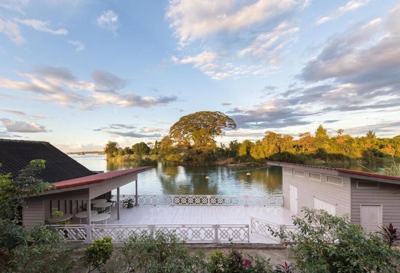 酒店 Baba Guesthouse