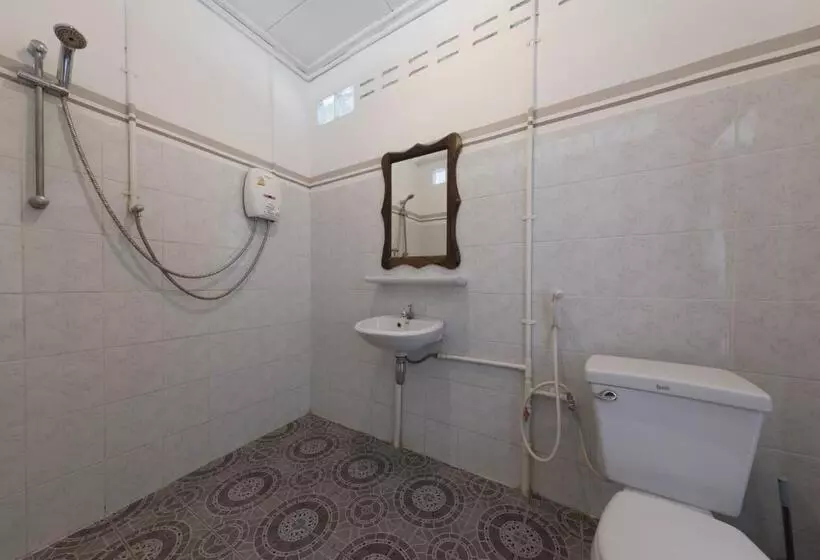 Hotelli Baba Guesthouse
